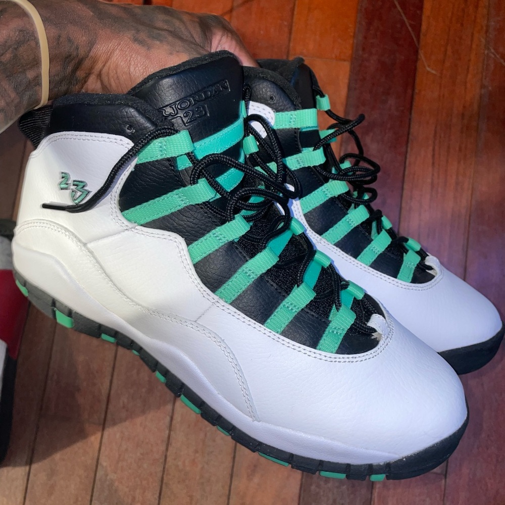 Nike air Jordan retro 10 women’s